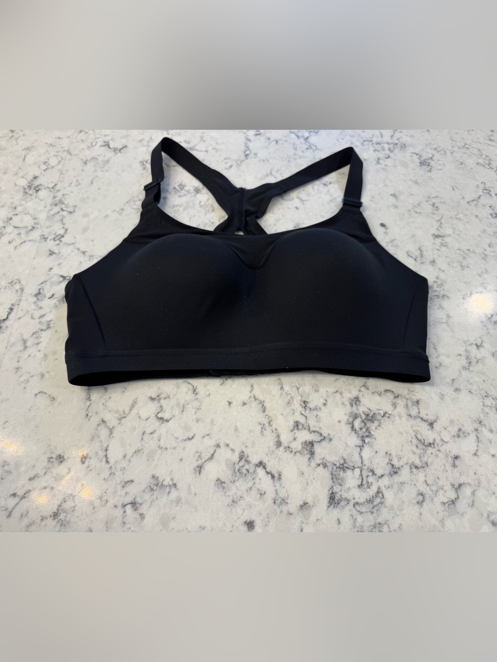 Victoria's Secret Black Padded ON POINT Racerback Sports Bra 34 D Like new.